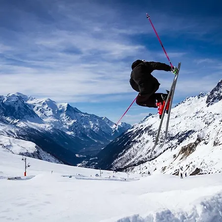 Chalet Chalet Les Praz - All Year