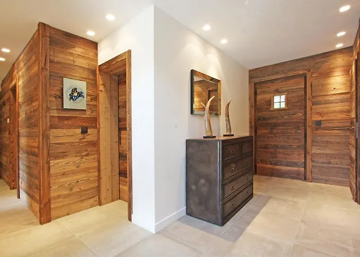 シャレー Les Praz - Year