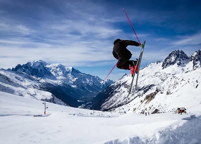 シャレー Les Praz - Year